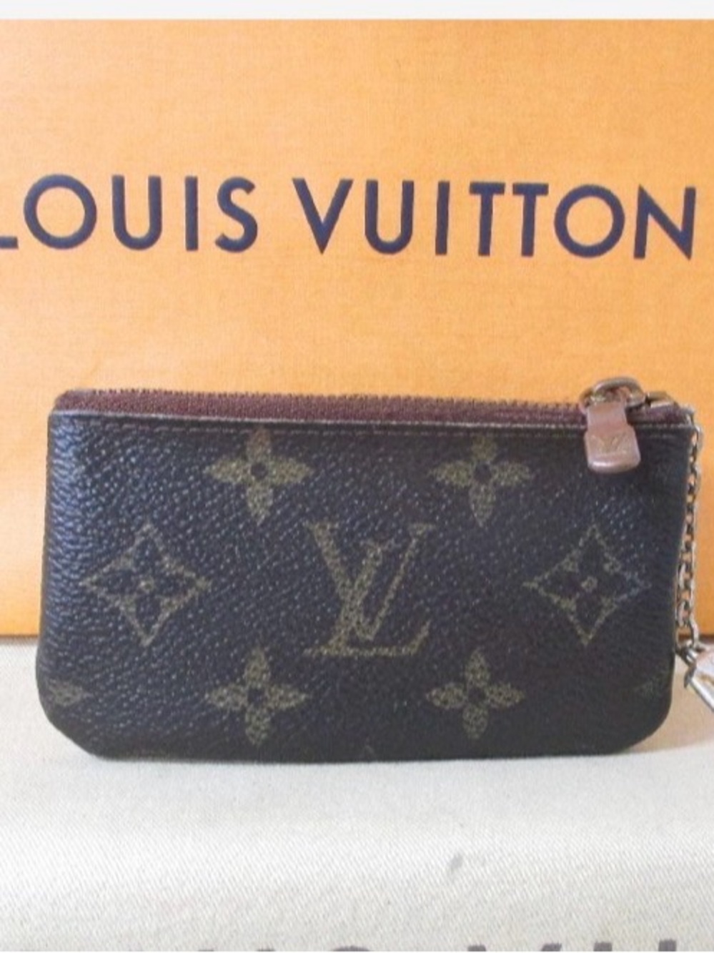 Louis Vuitton Monogram Key Pouch in Brown and Tan - Picture 2 of 9